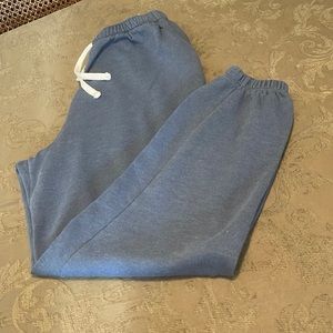 Used men’s pant size L by so